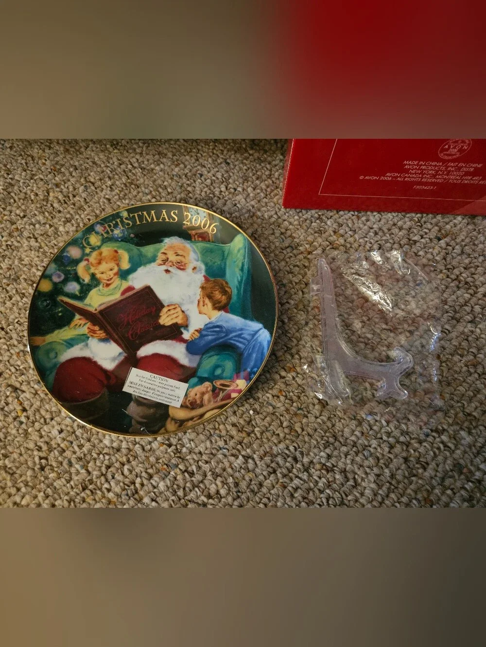 Avon Storytime With Santa 2006 Christmas Collectible Plate